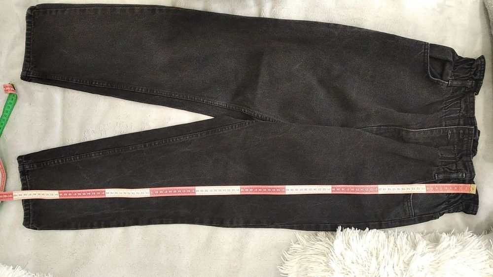 Spodnie dżinsowe w kolorze czarnym