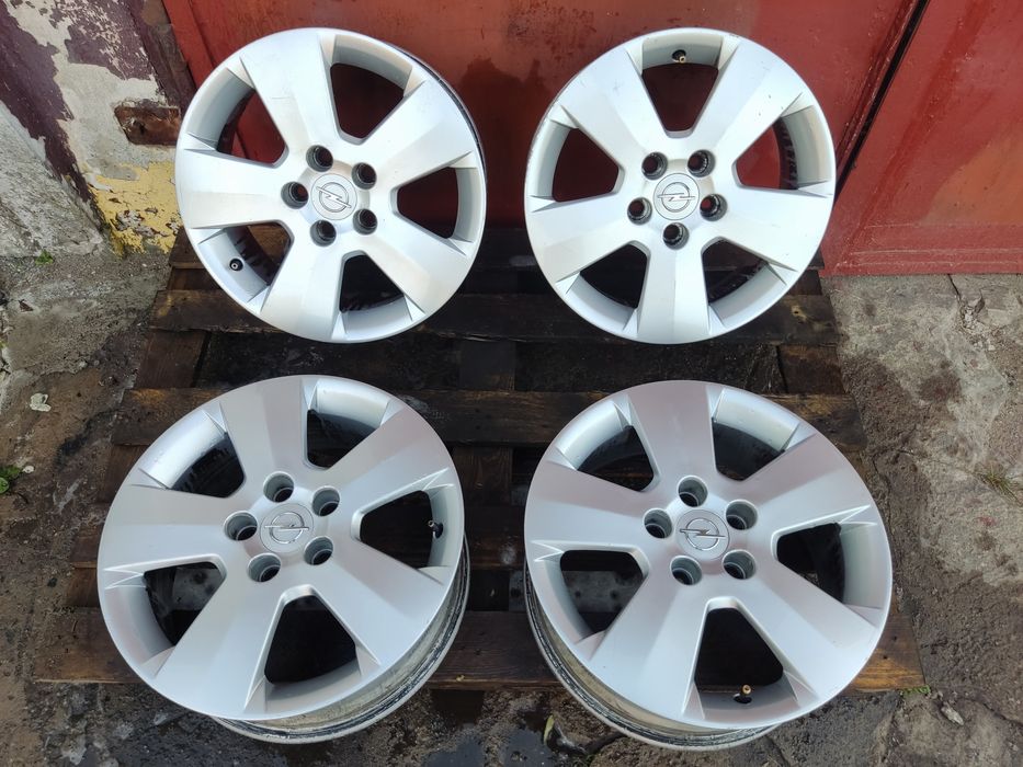 Felgi Aluminiowe Alufelgi 16" 5x110 Opel Astra Zafira Vectra Bdb Stan