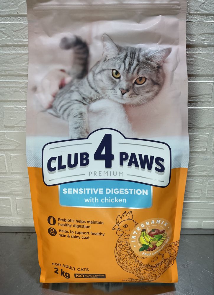 Сухий корм для котів Club 4 Paws