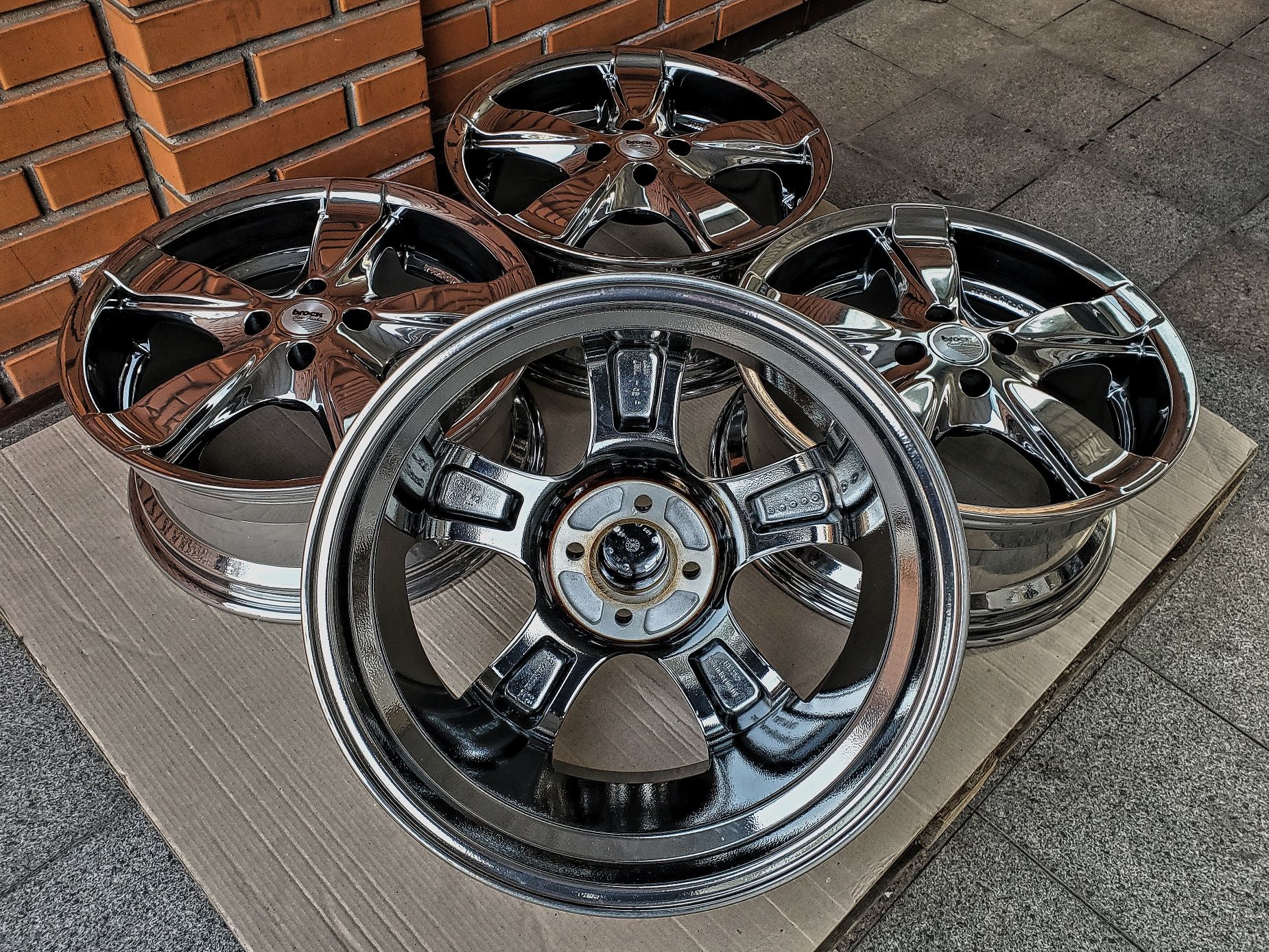 Нові R17 4x100 | 7.5J ET35 ЦО63.4 | BROCK | Original | Germany | NEW