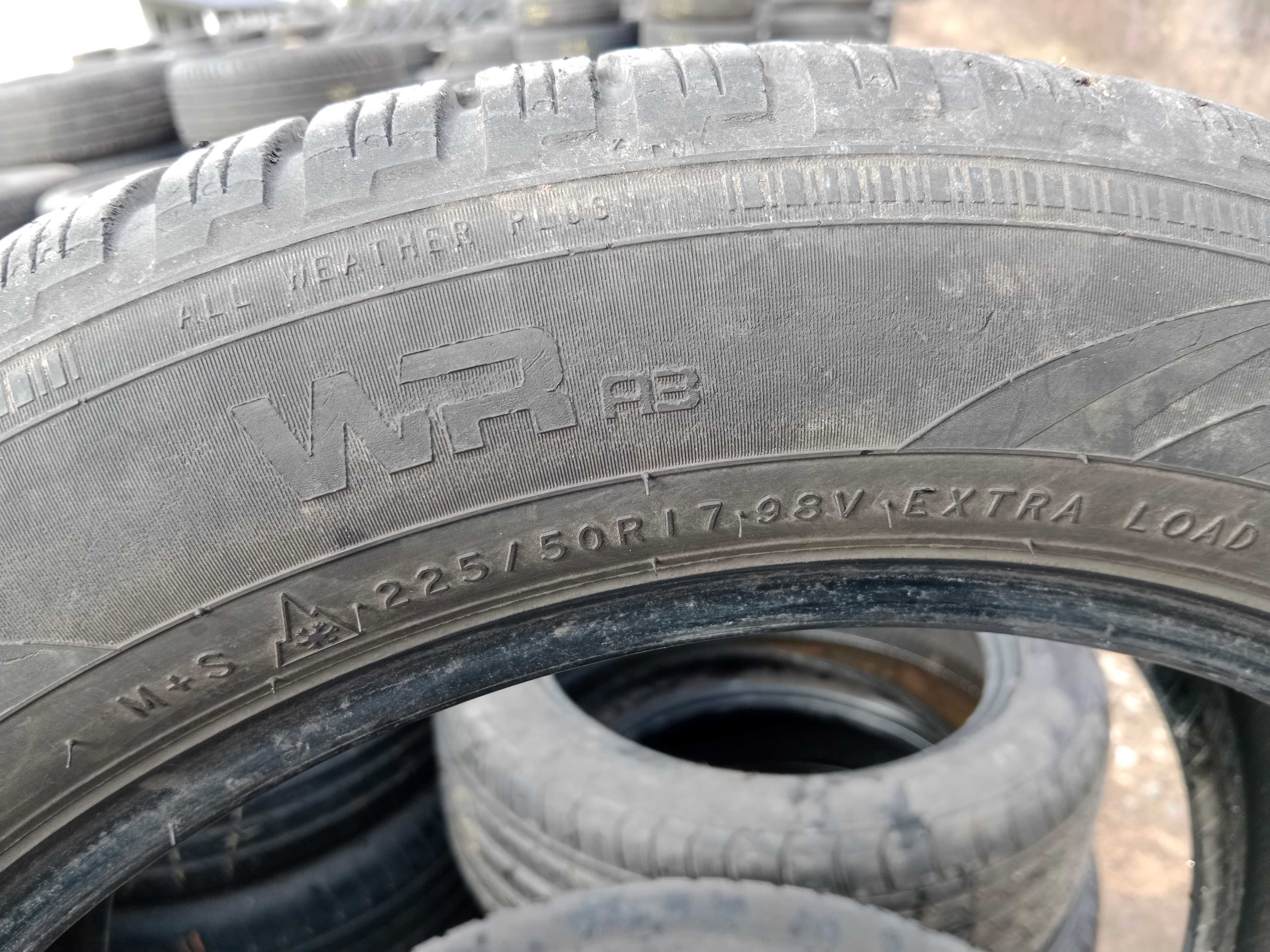 Opona używana 225/50R17 Nokian WR A3 1szt.
