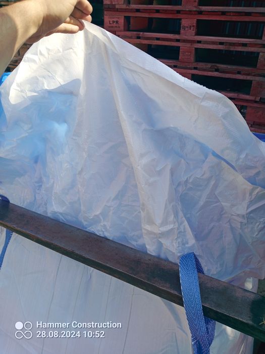 CCM worki big bag na kukurydzę z wkładem foliowym 160cm
