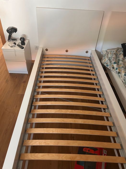 Cama de solteiro c/colchão