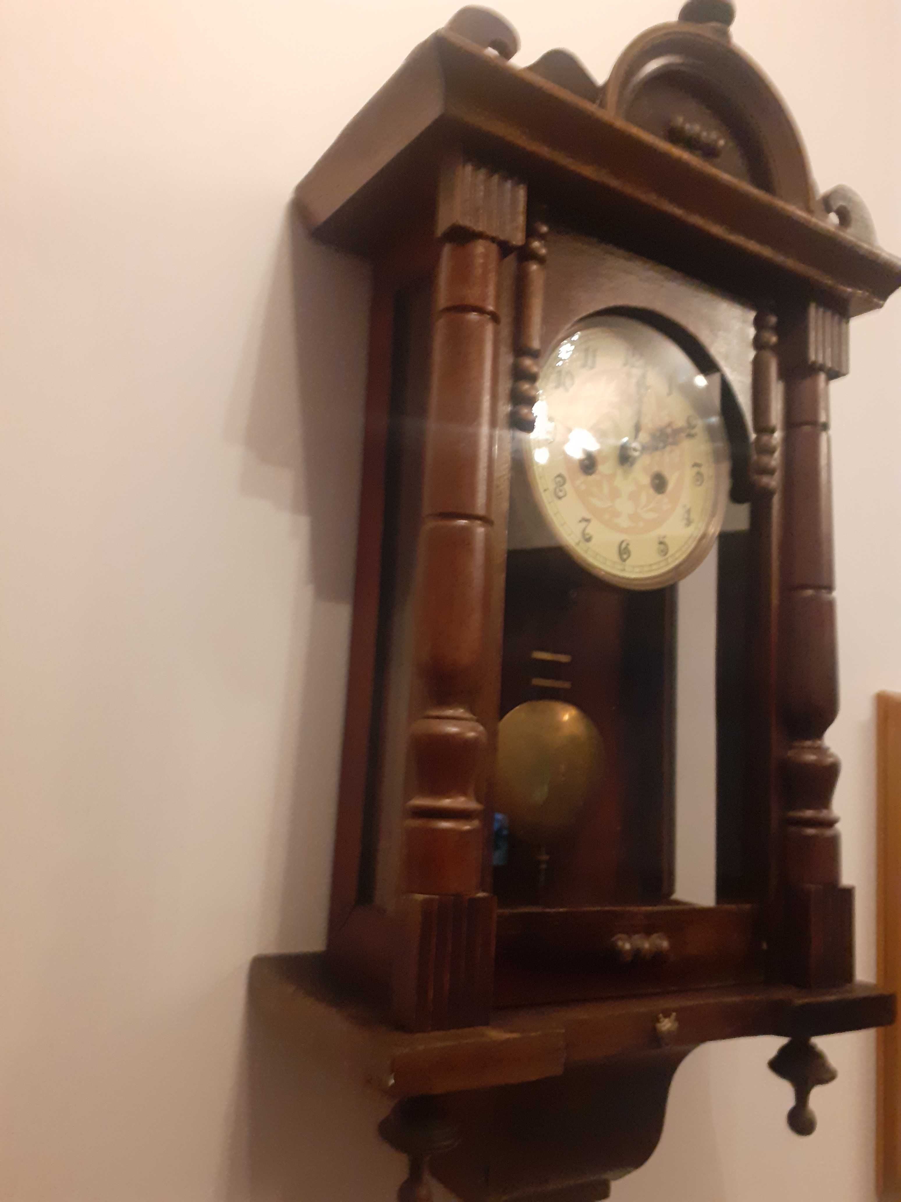 Stary zegar scienny wiszacy sliczna ozdoba sciany