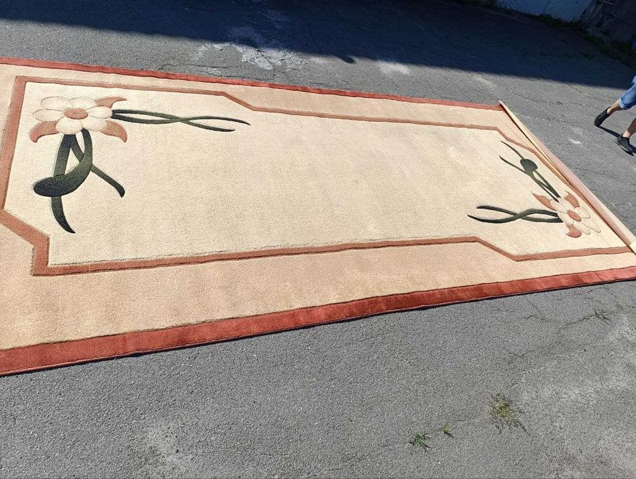 Килим якісний, як новий