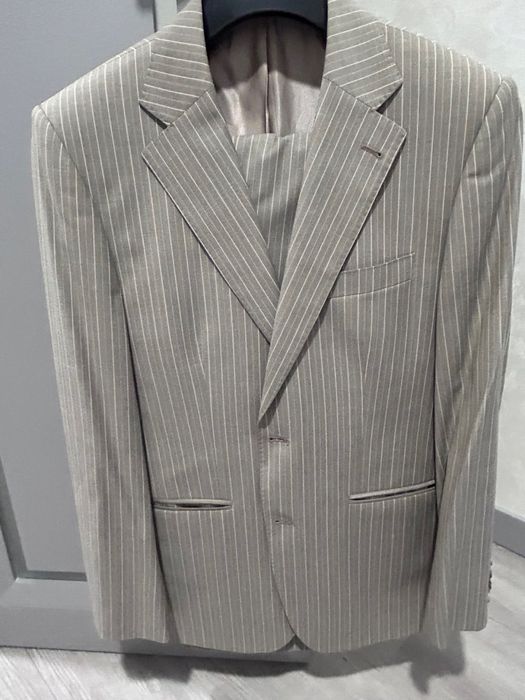 Чоловічий костюм, класичний костюм, діловий костюм, костюм