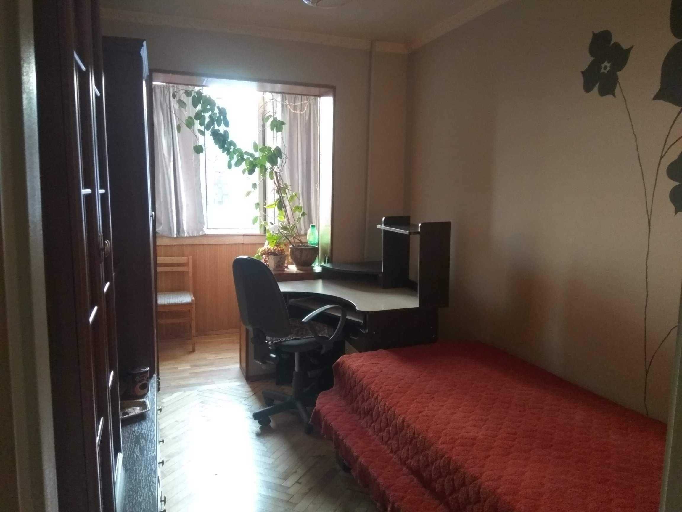 Оренда кімнати для дівчини по вул. Кульпарківській Вікторія Гарденс