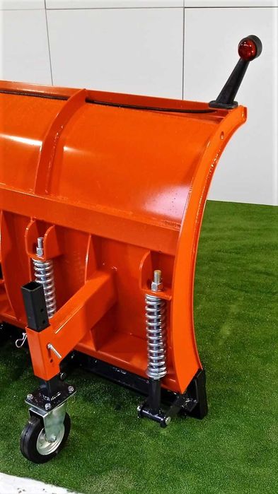 Pług śnieżny komunalny prosty 3m oświetlenie Metal-Technik