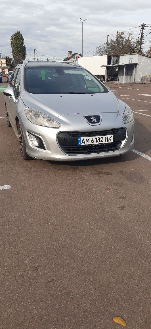 Peugeot 308 sw 2012