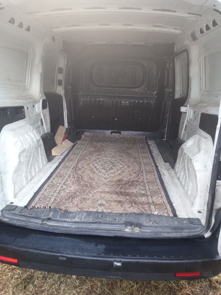 Fiat Doblo Maxi – 2 sztuki – Gotowe do pracy!
