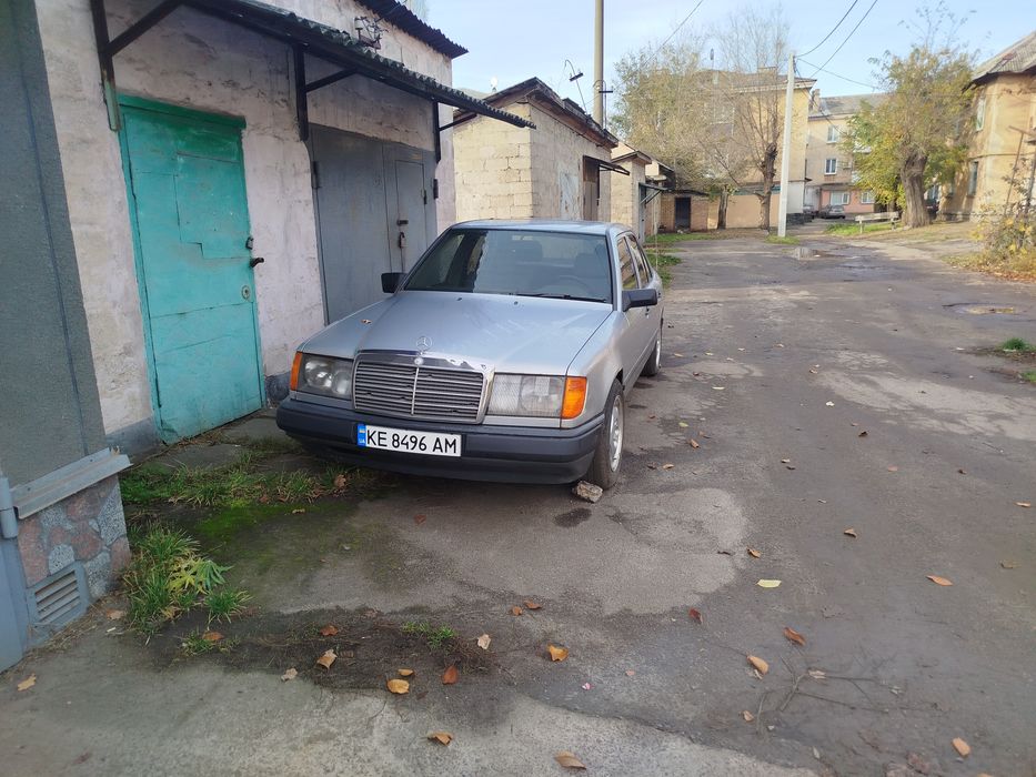 Продаю Мерседес 200е,2 літра дизель,1989 року