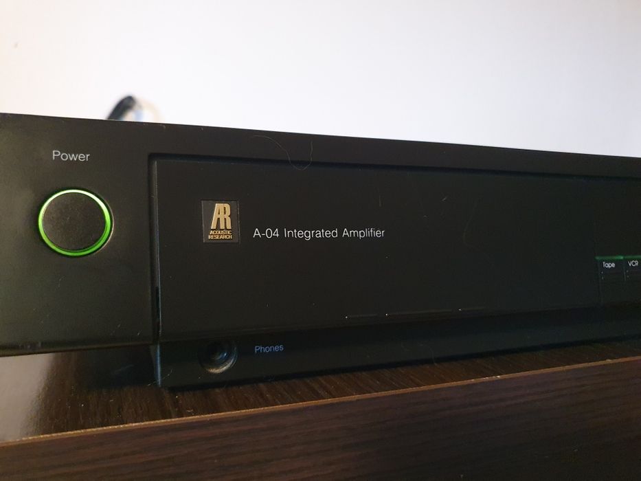 Acoustic research wzmacniacz stereo