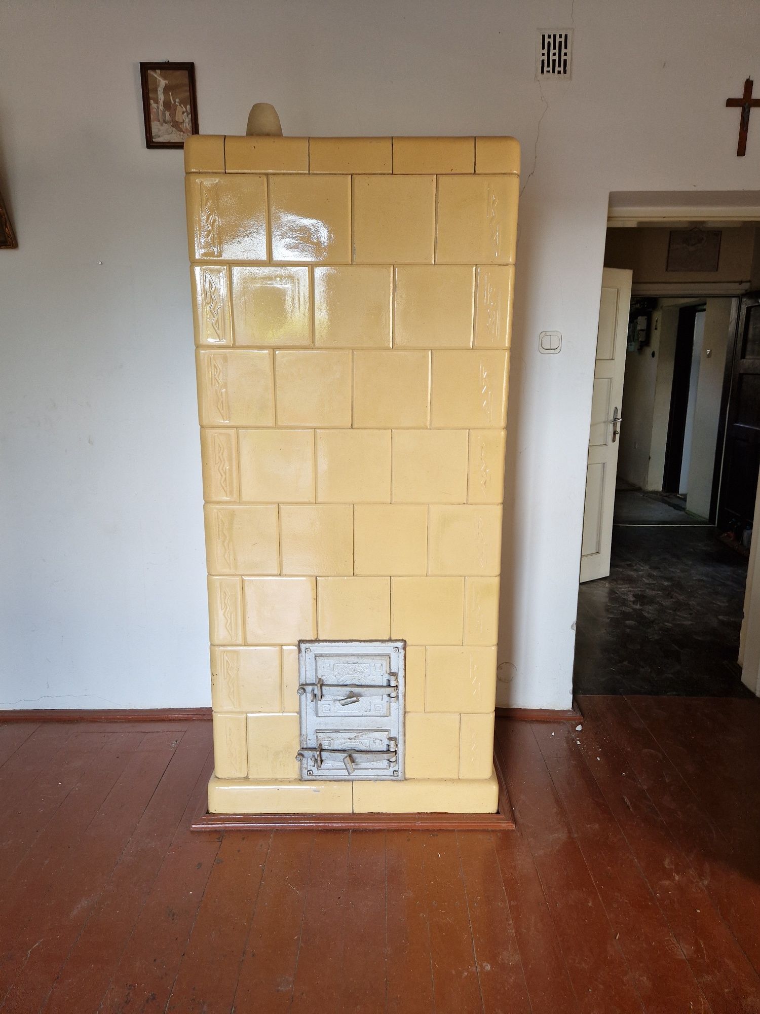 Piec kaflowy 107x86x54