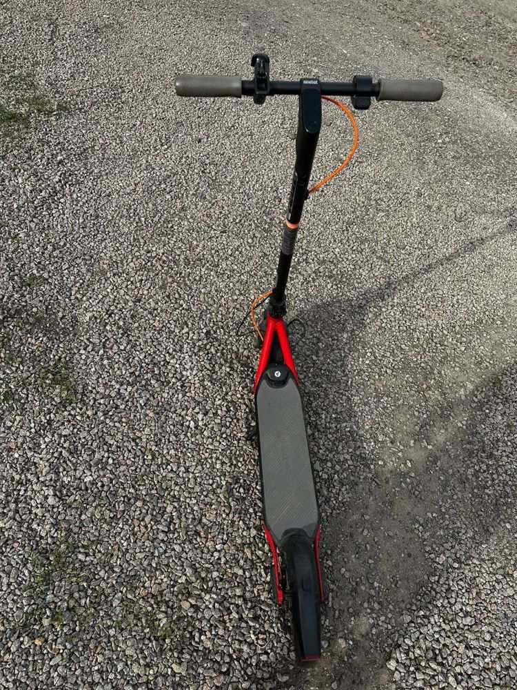 Электросамокат Ninebot  d28e