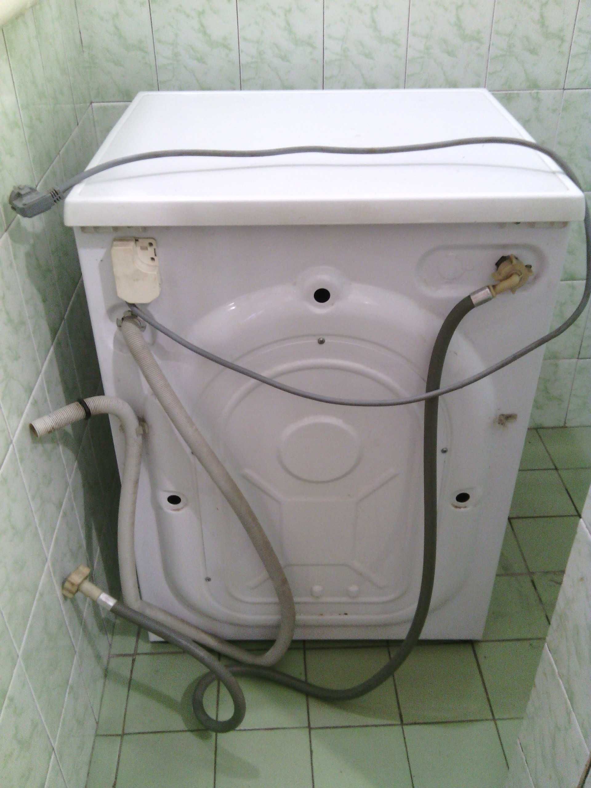 Стиральная машинка BEKO на запчасти или под ремонт