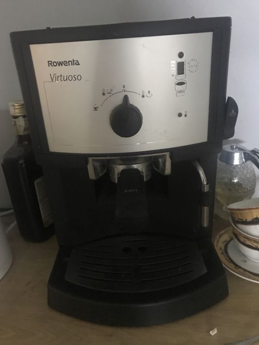 Кофемашина Roventa,тарелки новогодние