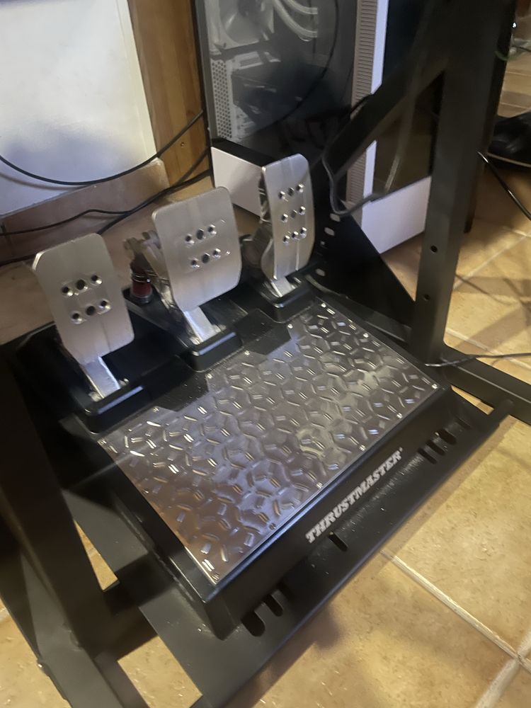 Simulador Thurstmaster completo