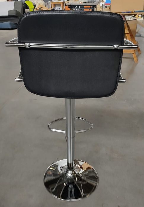 Hoker stołek barowy