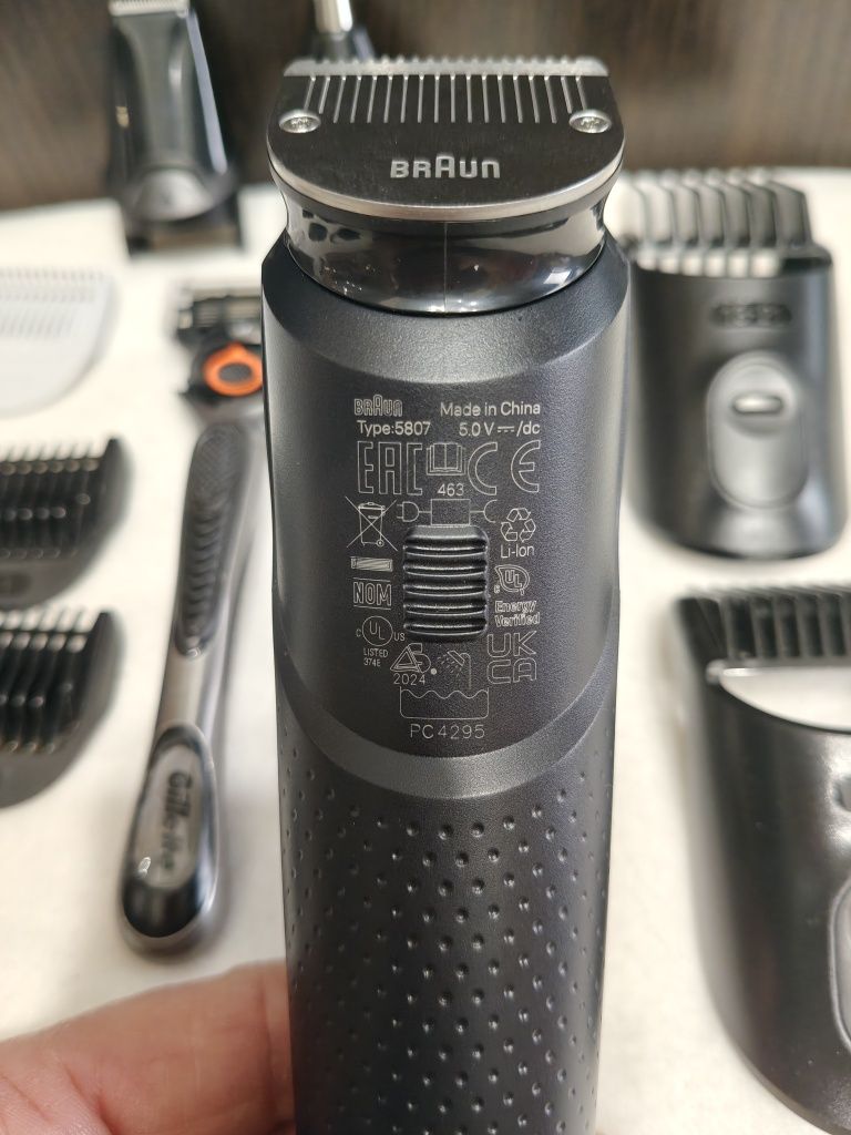 Braun Zestaw do stylizacji All-In-One Series 7 MGK7421, zestaw 10 w 1