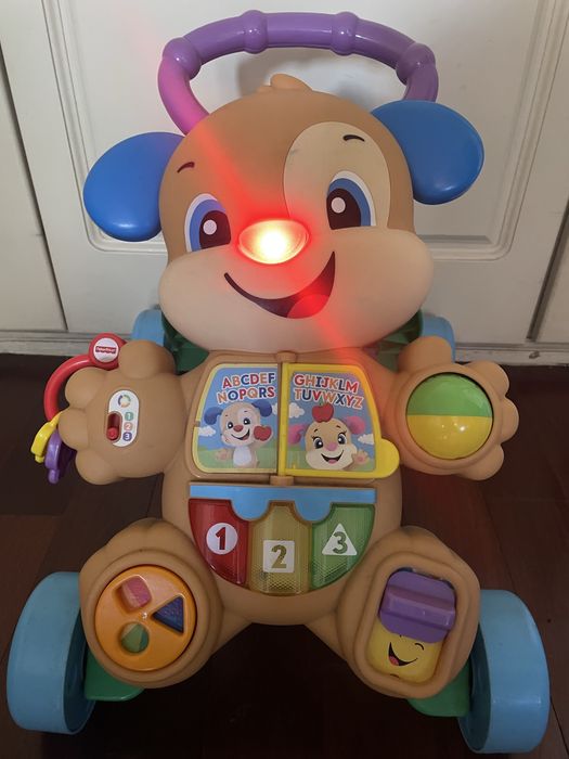 Fisher-Price Aprender e brincar Andarilho Cãozinho Primeiros Passos