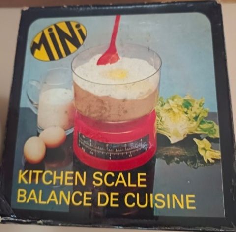 Waga kuchenna (kitchen scale balance de cuisine)