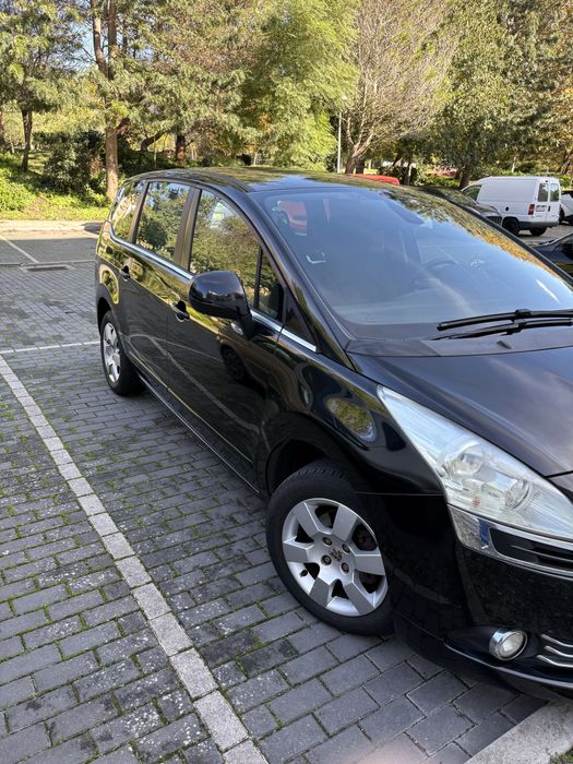 Pegeout 5008 1.6 hdi 7 lugares