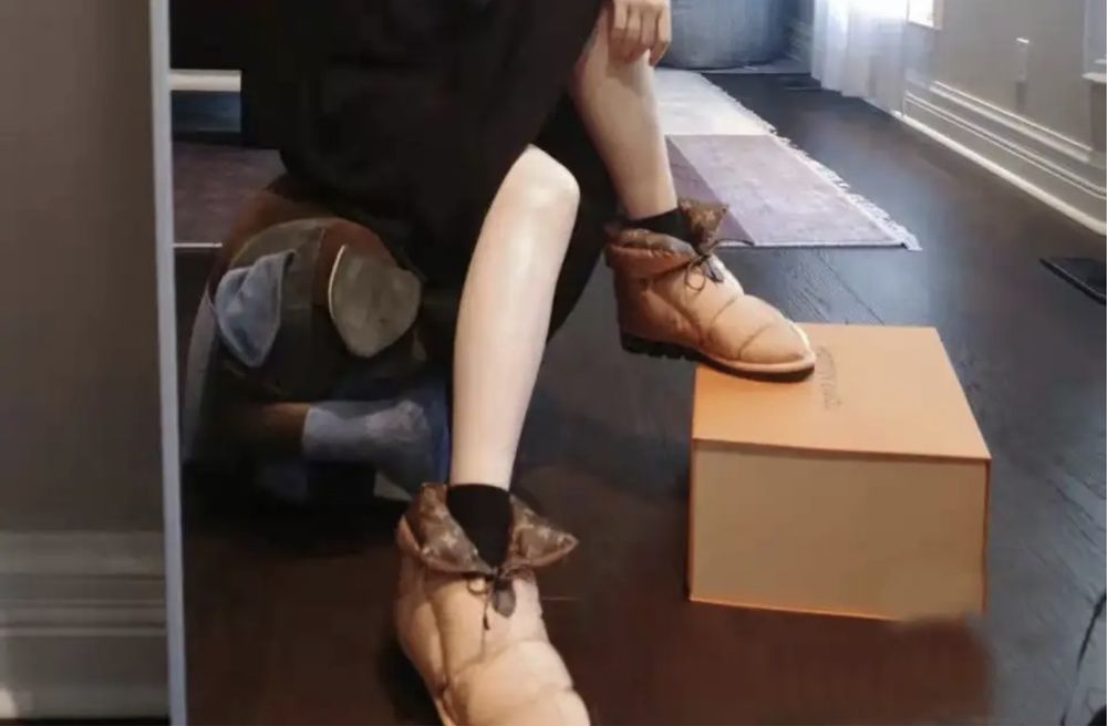 Buty zimowe śniegowce pillow boots LV Louis Vuitton skora puch 41