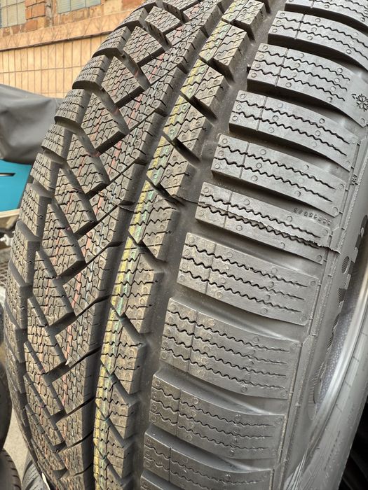Шини зимові 225/55 r16 Continental ts850p