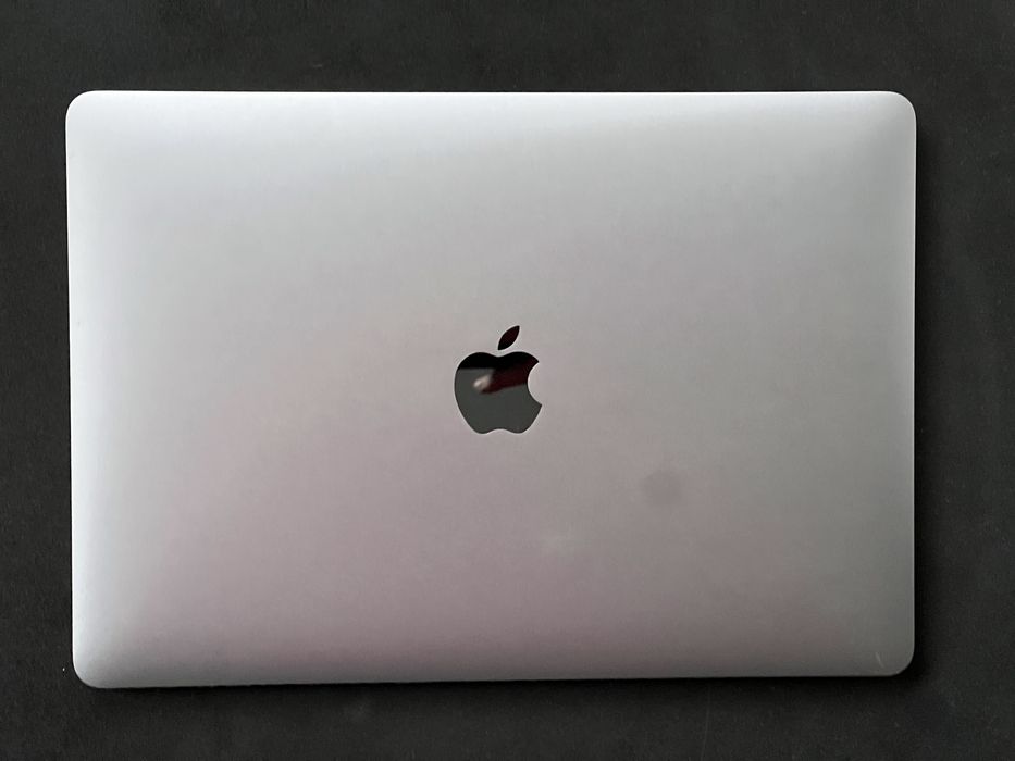 Apple MacBook Pro 13’ i7 16GB RAM 512GB SsD M.2 Touch Bar/ID