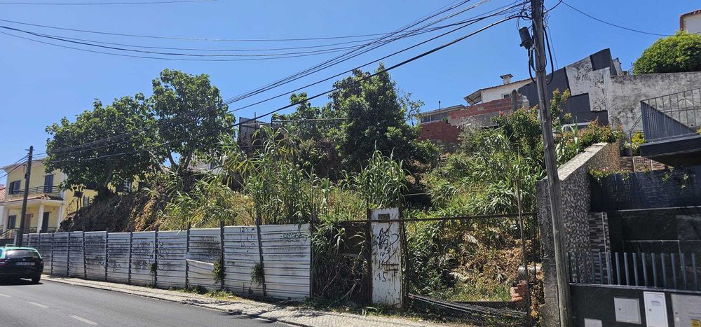 Lote de Terreno para Construção Moradia de 3 andares