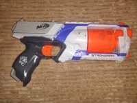 Pistolet marki Nerf