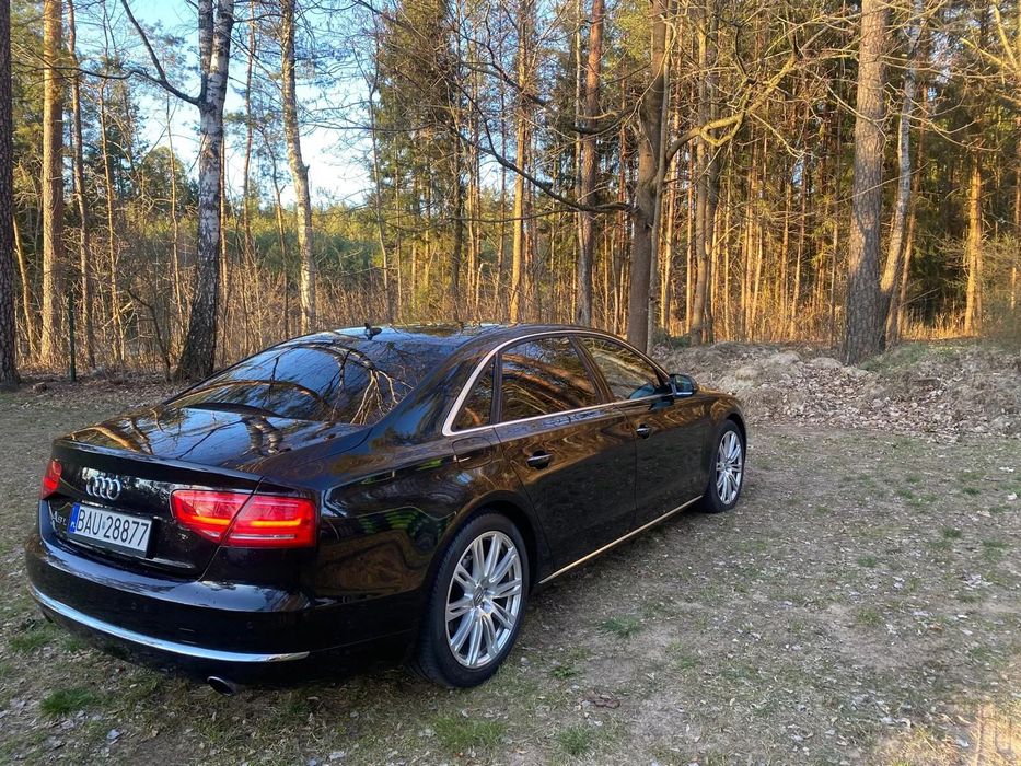 Audi A8 Na sprzedaż oferuję luksusową limuzynę Audi A8L Long z 2013 roku.