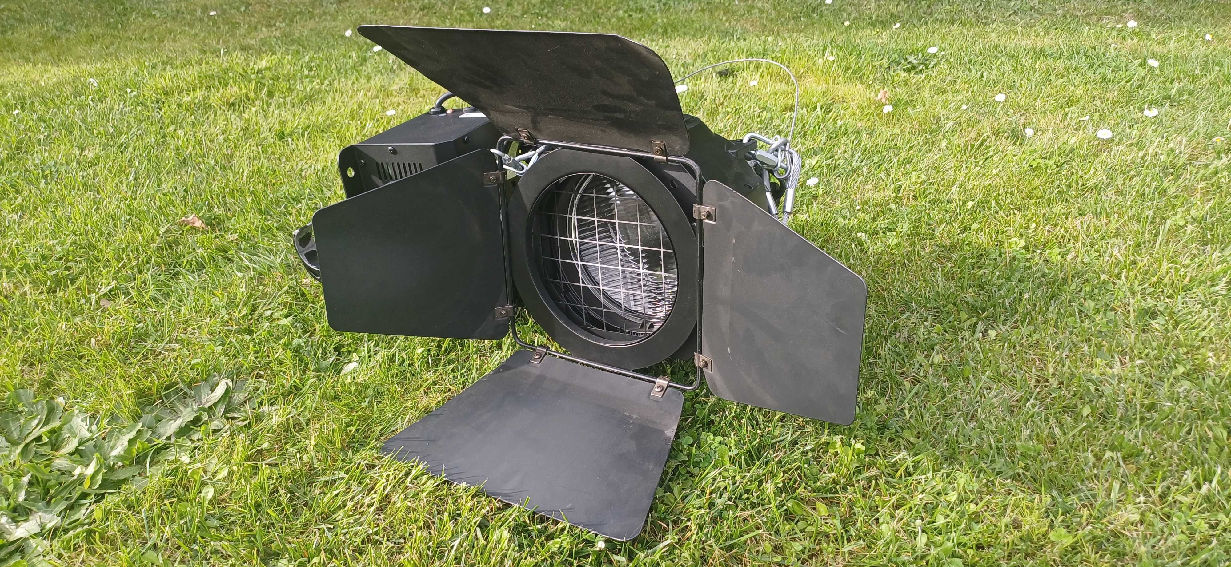 Reflektor sceniczny teatralny filmowy lampa MSR 575 Spot 600 W Gx9.5