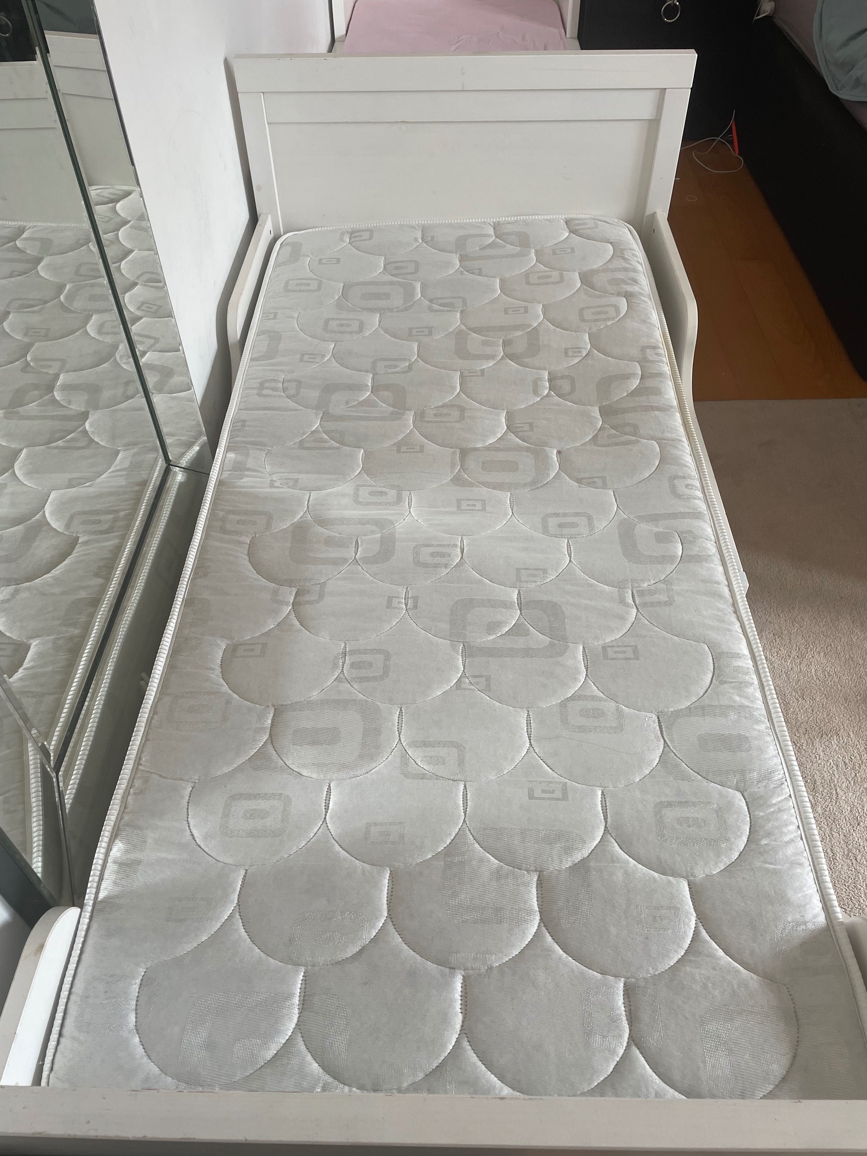 Cama infantil durável
