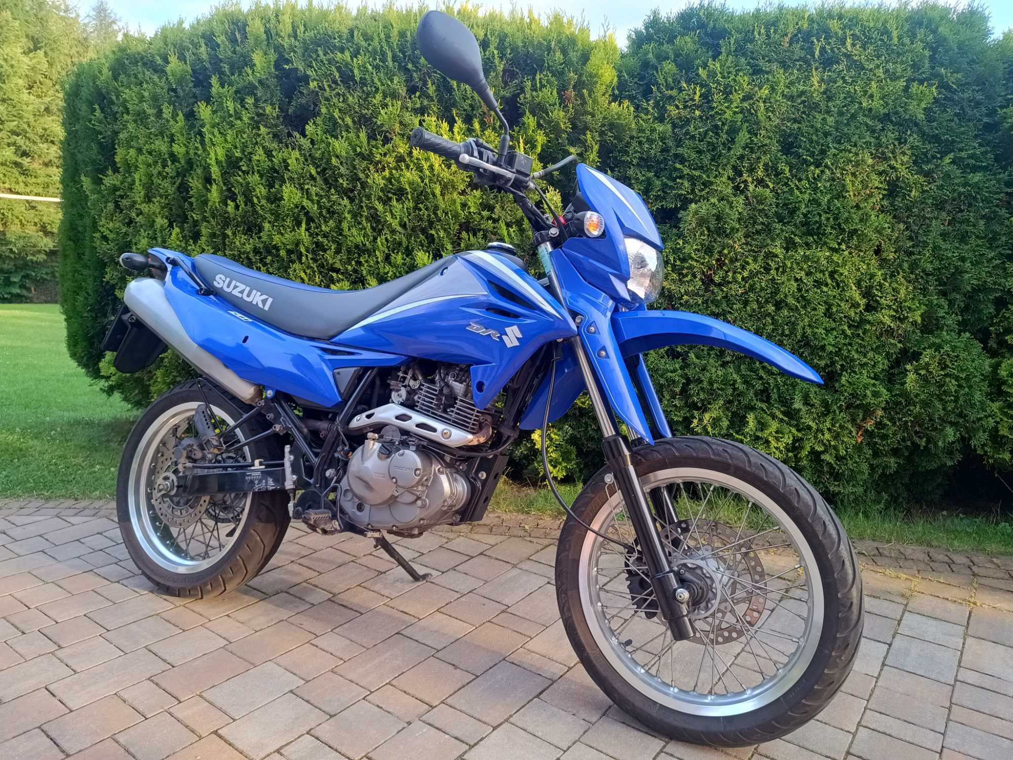 Suzuki DR 125 SM
