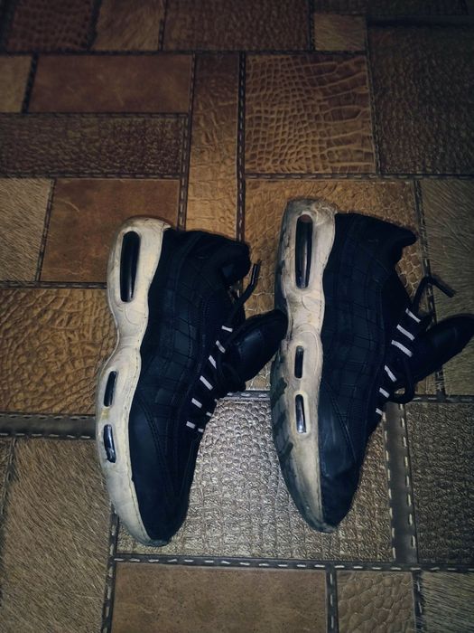 Продам аир макс 95  не легіт