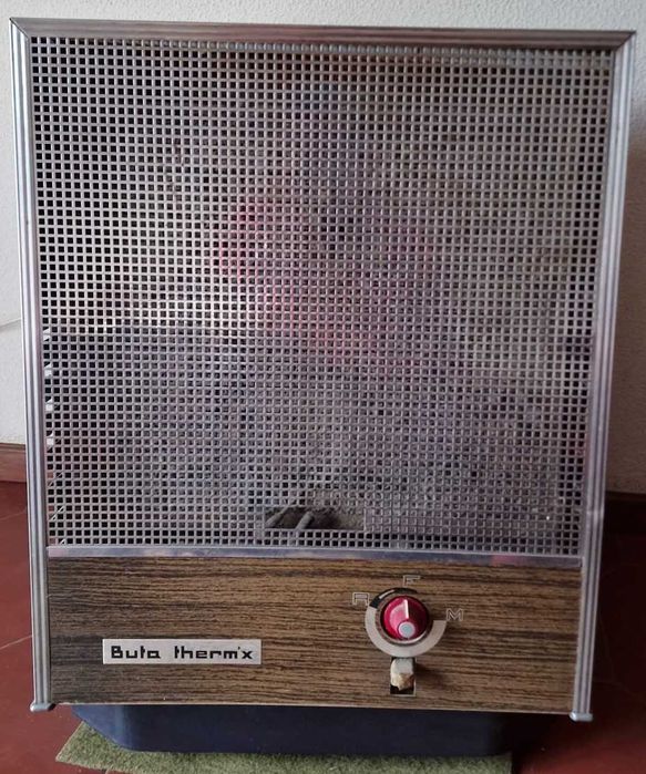 Aquecedor a gás antigo