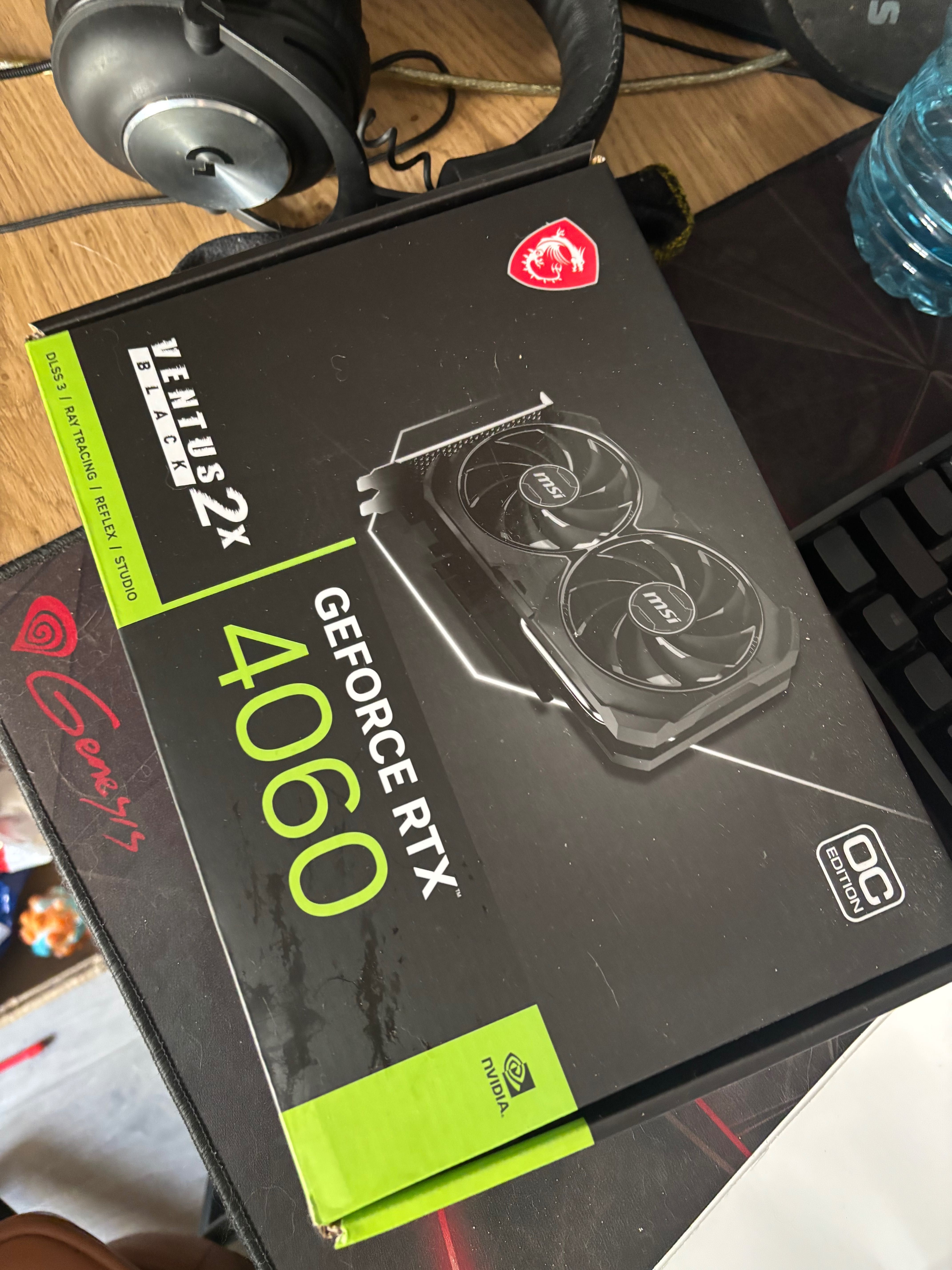 Komputer i7-8700K + RTX 4060 + monitor + peryferia - Gdańsk