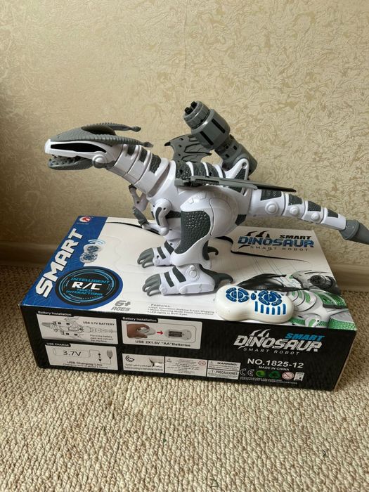 Інтерактивний робот динозавр на радіокеруванні. Smart Dinosaur, Robot