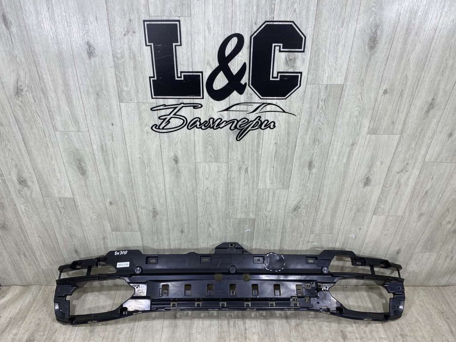 Бампер задний BMW 7 G11 G12 /2019-2022г. Кронштейн бампера 51127478348