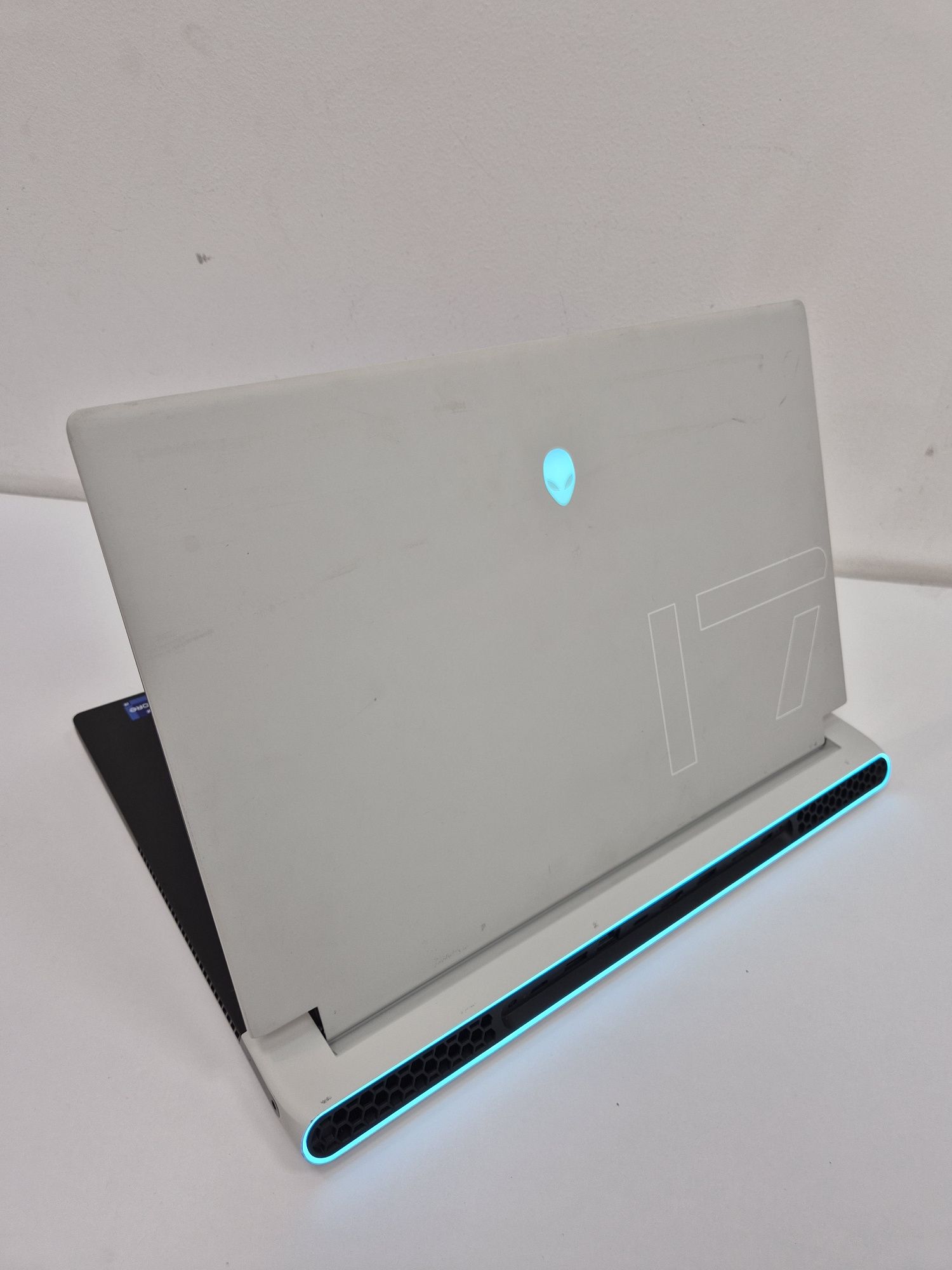 Ігровий Ноутбук Alienware X17 R2 I9-12900H/RTX3070TI/1TB/16GB RAM