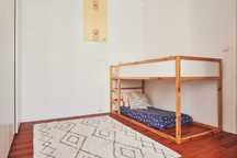 Cama tipo beliche IKEA KURA com colchão