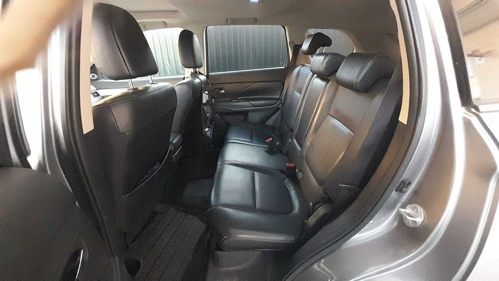 Mitsubishi Outlander P-HEV 2.0 Instyle Navi 4X4, Cx. A., 203 CV