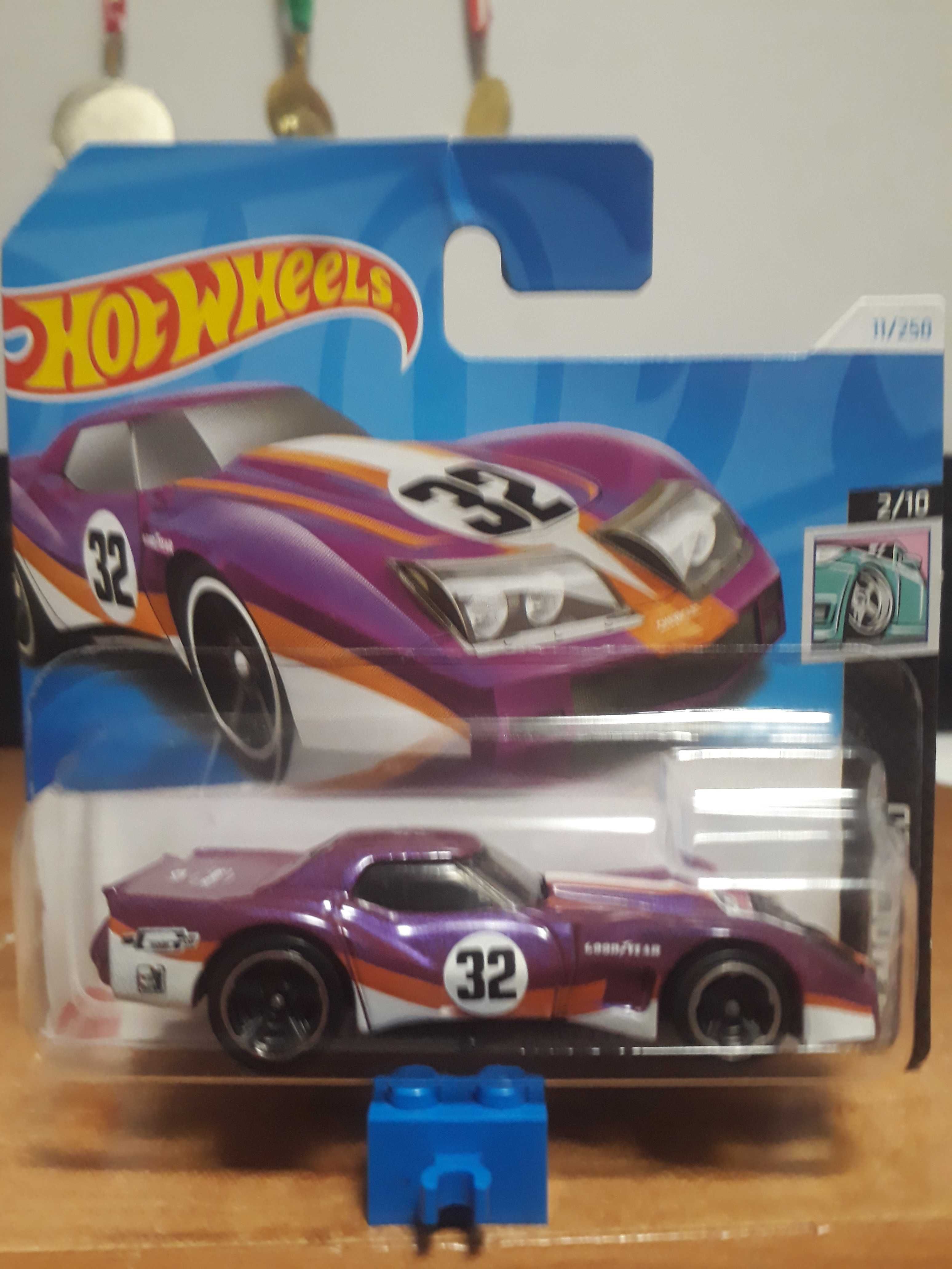 Autka hot wheels