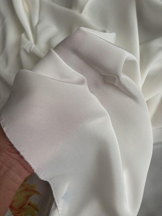 Відріз тканини 100% натуральний шовк креп молочного кольору