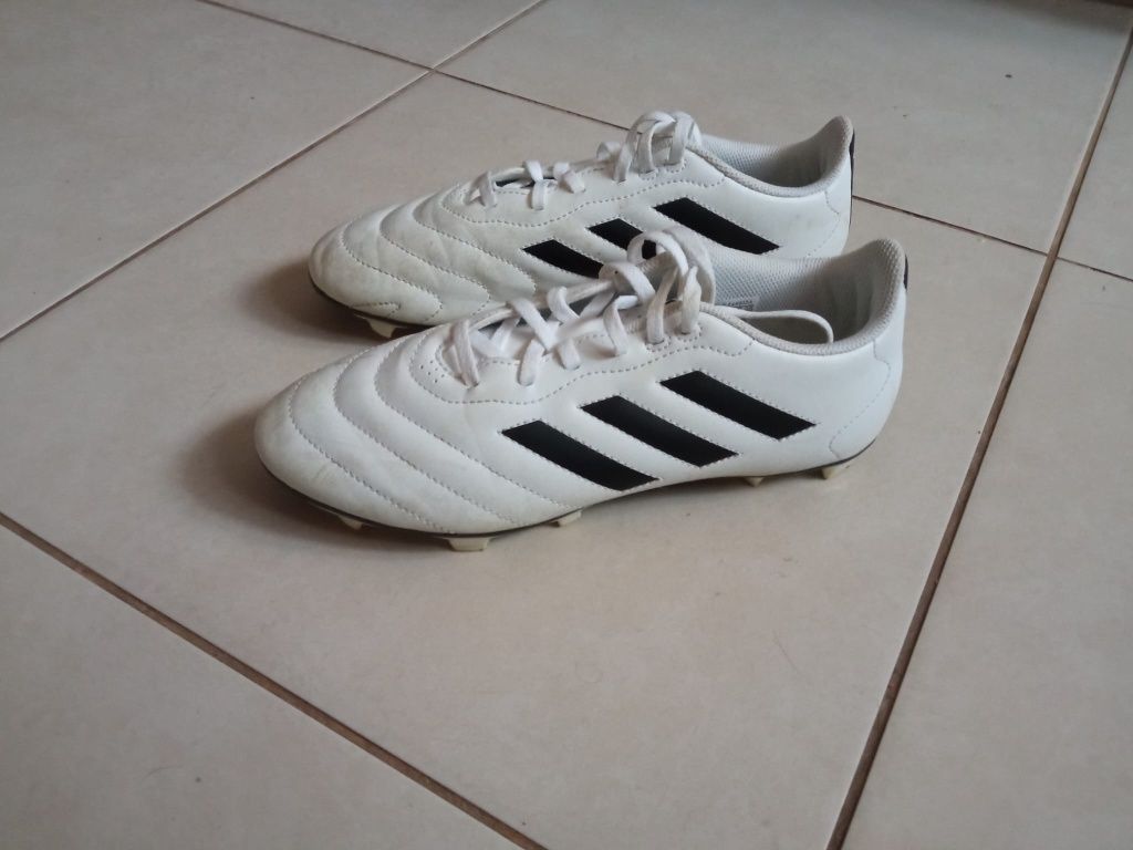 Adidas chuteiras futebol n° 40