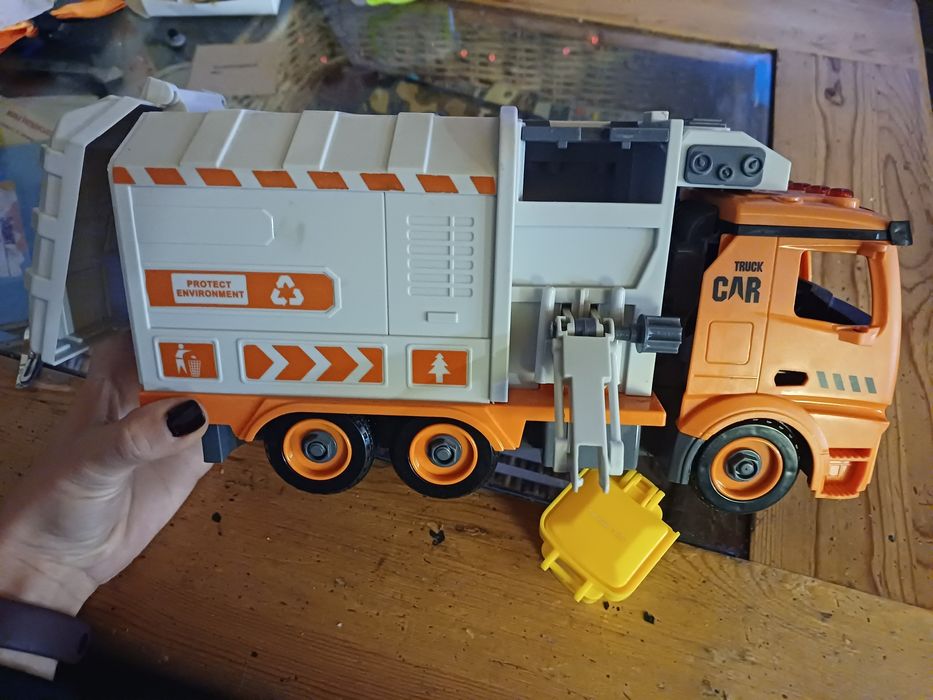 Сміттєвоз розборний світло,звук,елементи лего