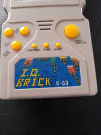 Consola I.Q. Brick K-33