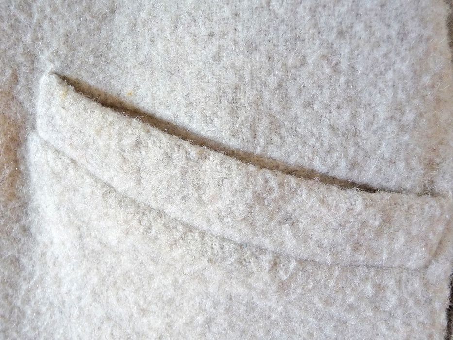 Casaco de lã cintado para senhora