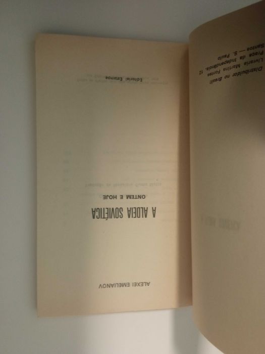 A aldeia Soviética, de Alexéi Emélianov